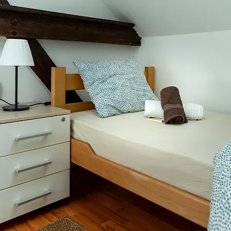 Zemun Break Daire Belgrad