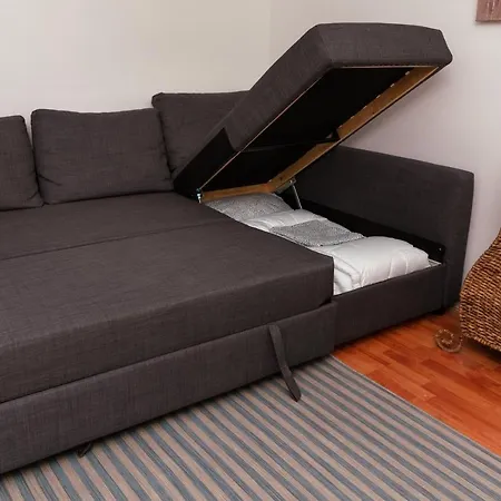 Zemun Break Daire Belgrad